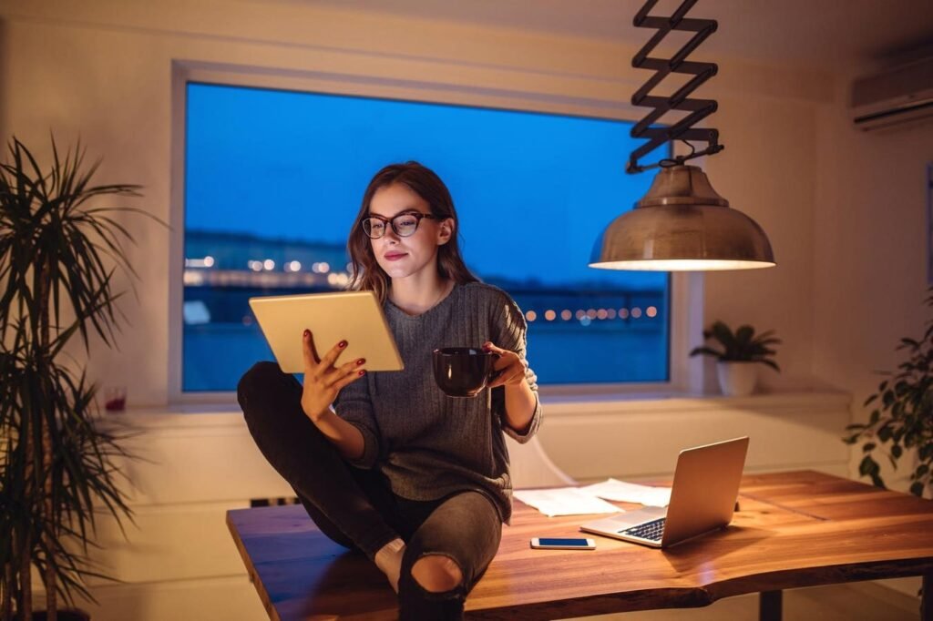3 Side Hustles You Can Do At Night