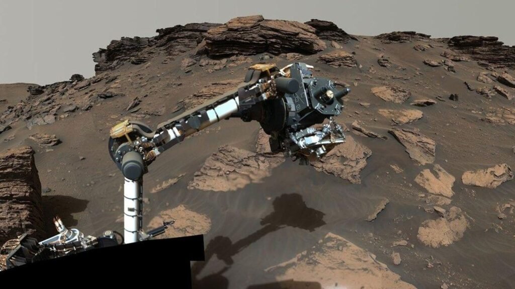 Nasa Troubleshoots Perseverance Mars Rover Dust Cover Glitch