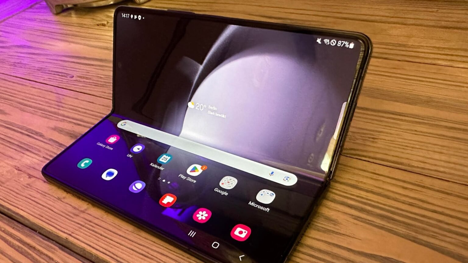 New Samsung Leaks Reveal Major Galaxy Z Fold 6 Decision