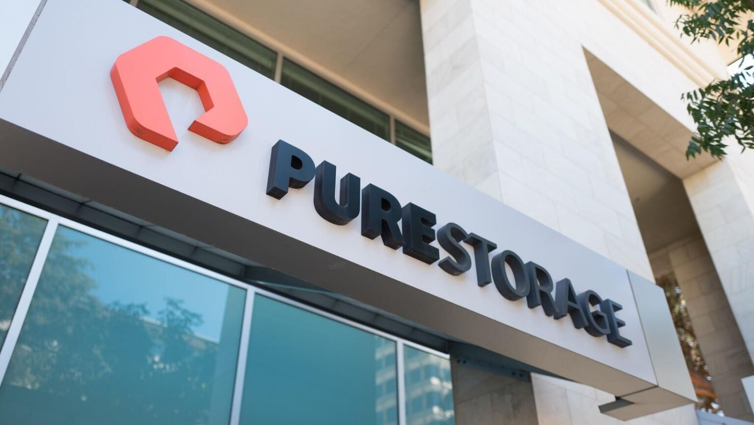 Pure Storage Continues To Take The Complexity Out Of Enterprise