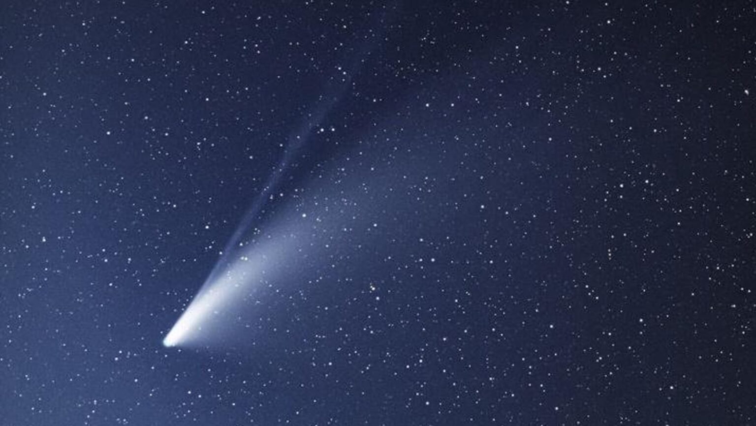 Where And When To See Comet A3 And The Moon