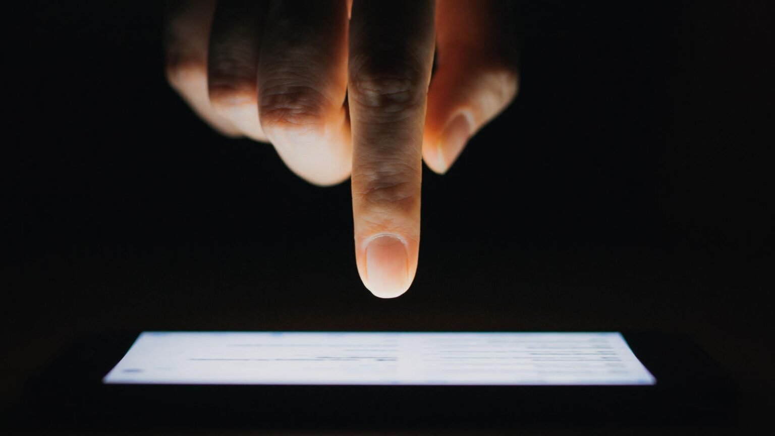 Delete All Texts On Your Phone If You See These