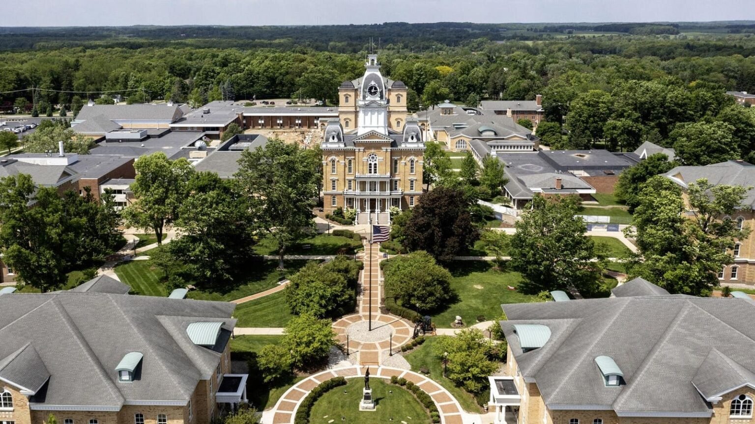 These 26 Rich Private Colleges Have Just Received A Tax