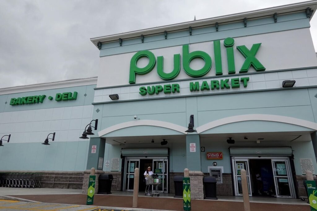 Contrast The Genius Of Publix Stores With The App Store