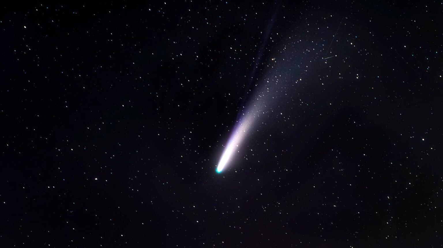 How To See Two Comets Near The Bright Stars