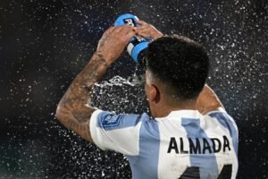 What’s behind mandatory hydration breaks at the World Cup? What's Behind Mandatory Hydration Breaks At The World Cup?