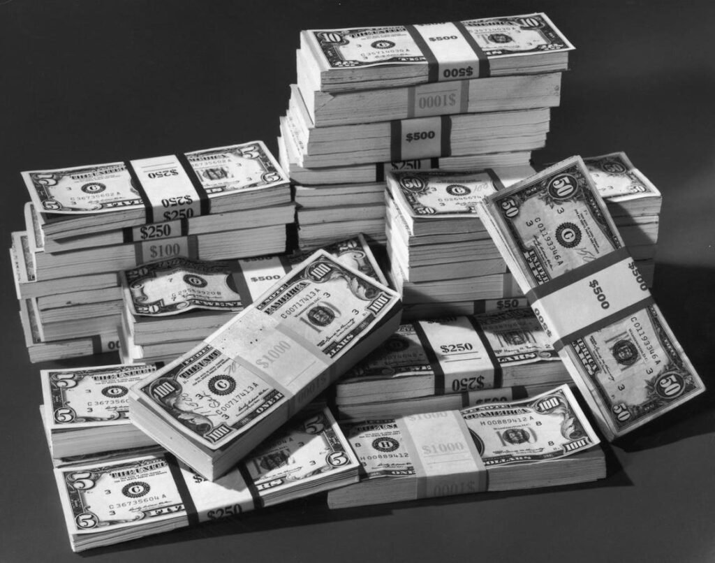 When It Comes To Money In Circulation, Economists Go Deep