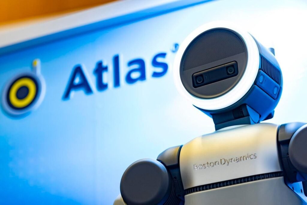 We just had the first humanoid robot ever hit We Just Had The First Humanoid Robot Ever Hit